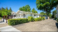 Investment Opportunity in the Heart of Healdsburg