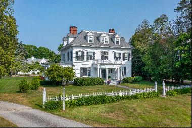 Landmark Colonial Revival Mansion In The Heart Of The Old Lyme Village