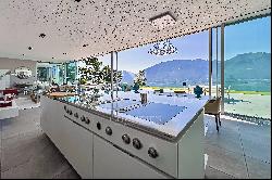 Exclusive duplex-penthouse apartment with stunning views in Minusio for sale