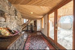 543 A State Road 150, Arroyo Seco NM 87514