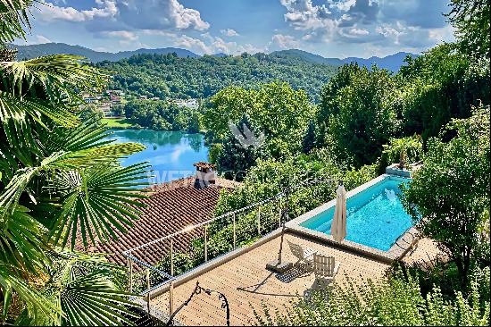 Lugano-Muzzano: elegant villa with pool for sale