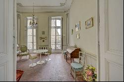 historic apartment in Avignon center