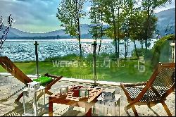 Muzzano: prestigious apartment for sale directly on Lake Lugano