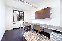 OFFICE/APARTMENT FOR SALE IN THE CITY CENTER OF ROVINJ
