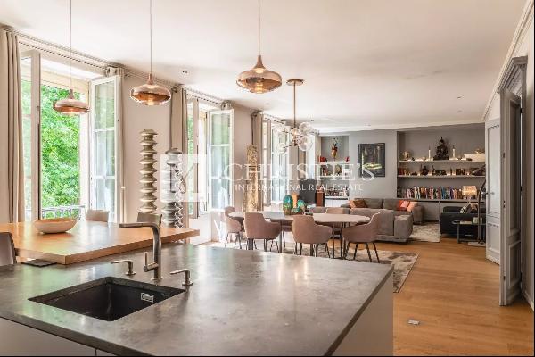 Bordeaux - Urban Refinement and Absolute Comfort - Prestigious apartment on the top floor