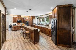 Mountainview Craftsman Oasis with 1.56 Acres