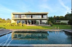 Beautiful contemporary villa in the heart of Cologny