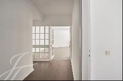 3 bedroom apartment, excellent location, lots of light, Lapa, Lisbon