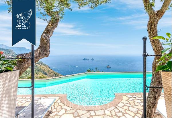 Stunning luxury property for sale one step away from Positano and Sorrento