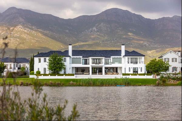 The epitome of luxury living on Val de Vie Estate