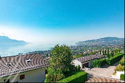 Detached villa with spectacular lake view