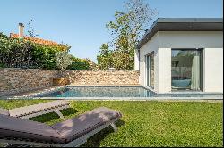 Caluire - Vassieux, luxurious 210 M2 renovated house with swimming pool.