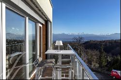 3.5-room penthouse with uninterrupted views of the Alps
