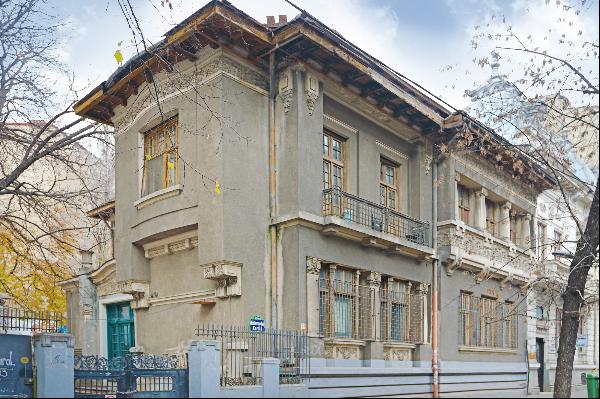 House Av. Mihail Pa?canu, elegant early 20th century building, Arh. Radu Culcer
