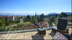Sole agent - Contemporary villa enjoying panoramic sea view