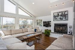 Renovated Waterview Property $1.695M