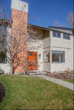 Charming Townhouse in Boise!