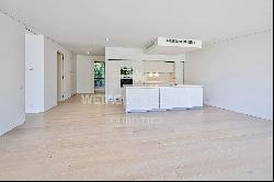 Modern apartment in Lugano with private garden for sale