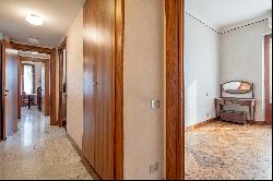 Apartment overlooking the greenery a stone's throw from Cinque Giornate area