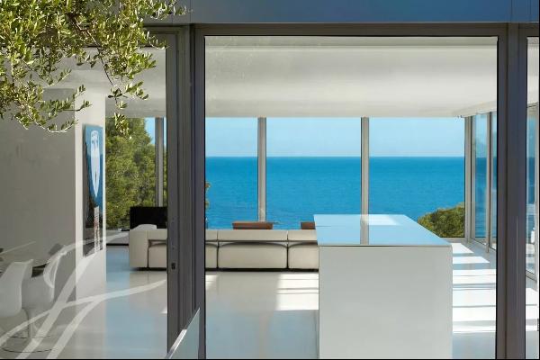 Cap d'Antibes | Contemporary villa