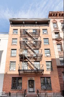 99 PERRY STREET in West Village, New York