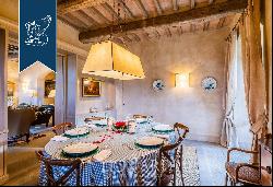Prestigious historical property with grounds and agritourism resort in Siena
