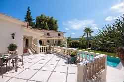 300m2 villa with beautiful outdoor spaces in La Colle sur Loup