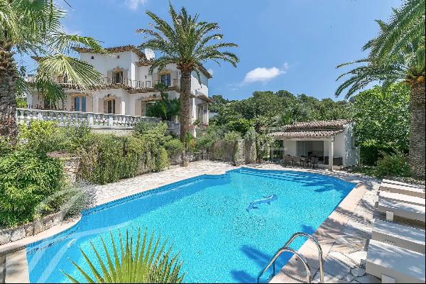 Very nice villa for rent in Mougins