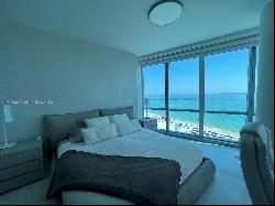 17121 Collins Ave 903