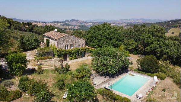 Casale I Chiari with panoramic pool, Todi, Perugia – Umbria