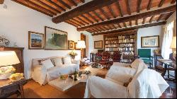 Ancient stone country house in Chianti Classico, Siena – Tuscany