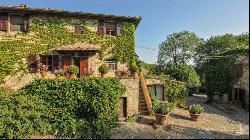 Ancient stone country house in Chianti Classico, Siena – Tuscany