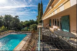 Bandol - Villa with Pool, Open View, and Partial Sea View