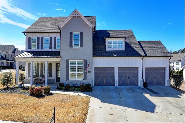 Magnificent Craftsman Home in Sought After Traditions