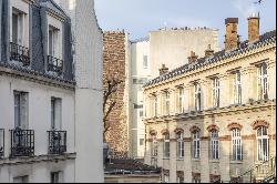 Paris 9th District – A 2/3 bed apartment