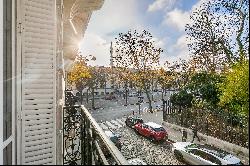 Paris 16th District – A 4-bed apartment enjoying an Eiffel Tower view