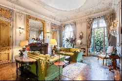Paris 8th District – An exceptional apartment in a prime location