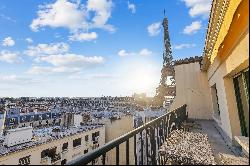 Paris 7th District – An ideal pied a terre with a terrace