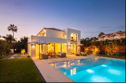 Elegant villa in the heart of the Golf Valley in Nueva Andalucia
