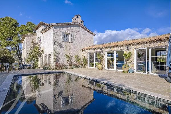 Beautifully renovated Provencal villa, walking distance from the village