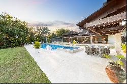 Las Canas (II) 25: Bright and refreshing 5 BR villa