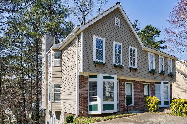 Charming Townhome For Rent Near Smyrna Village!