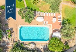 Noble villa with a park and pool for sale in Siracusa, Sicily