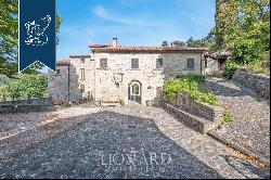 Wonderful stone estate with a private garden for sale on the Appenines in the province of 