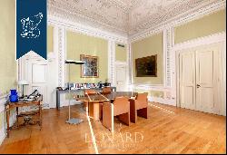 Majestic property with lavish interiors and original frescoes for sale in Verona's city ce