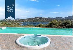 Recently-renovated luxury villa for sale in front the sea in Costa Smeralda