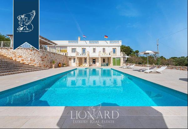 Luxury estate in a modern design in the heart of Salento's countryside