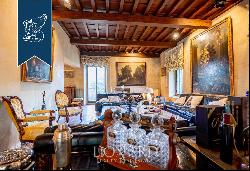 Prestigious villa surrounded by 5 hectares of grounds for sale in Poggio Imperiale