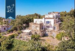 Modernised luxury property on the most exclusive beaches of the island of Ischia