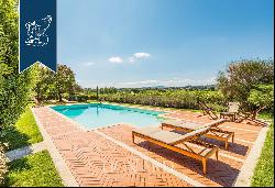 Excellent farm and winery with 325 hectars of grounds for sale between Montepulciano, Cort